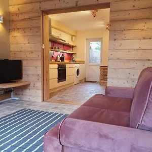  Apartment The Little Luckwell By Cliftonvalley